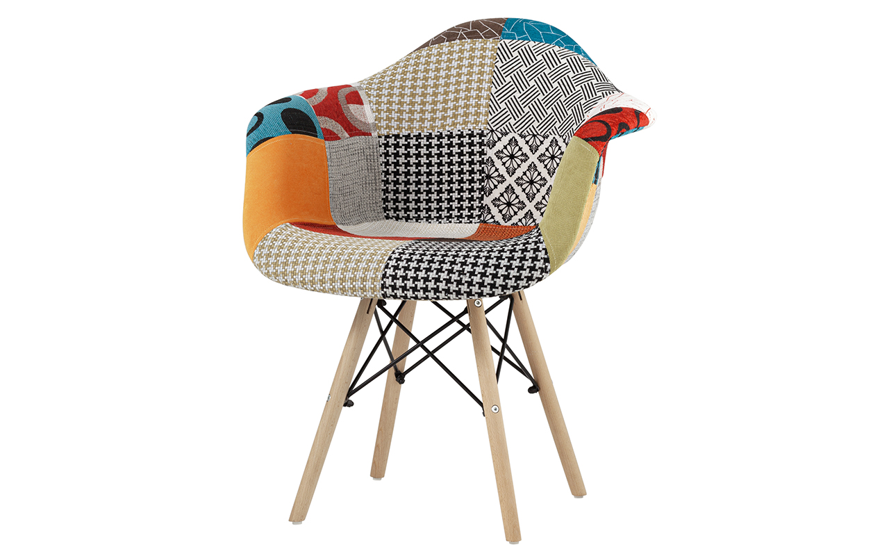 фото: Кресло Stool Group Eames пэчворк